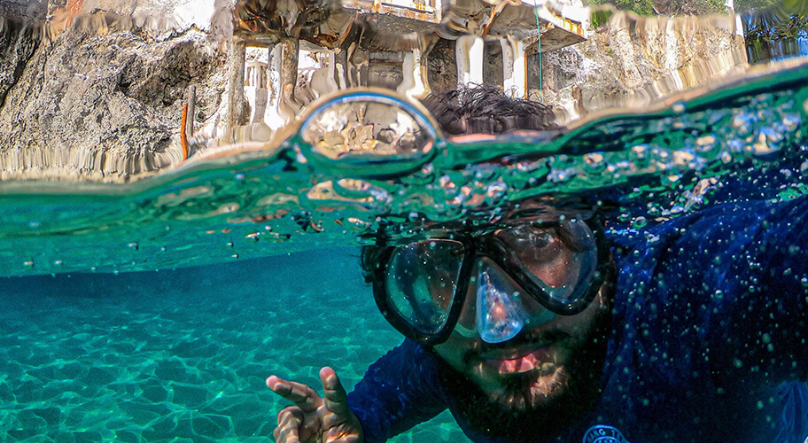 Haz snorkeling con @sirenomanrd en los mejores arrecifes de coral de la costa norte